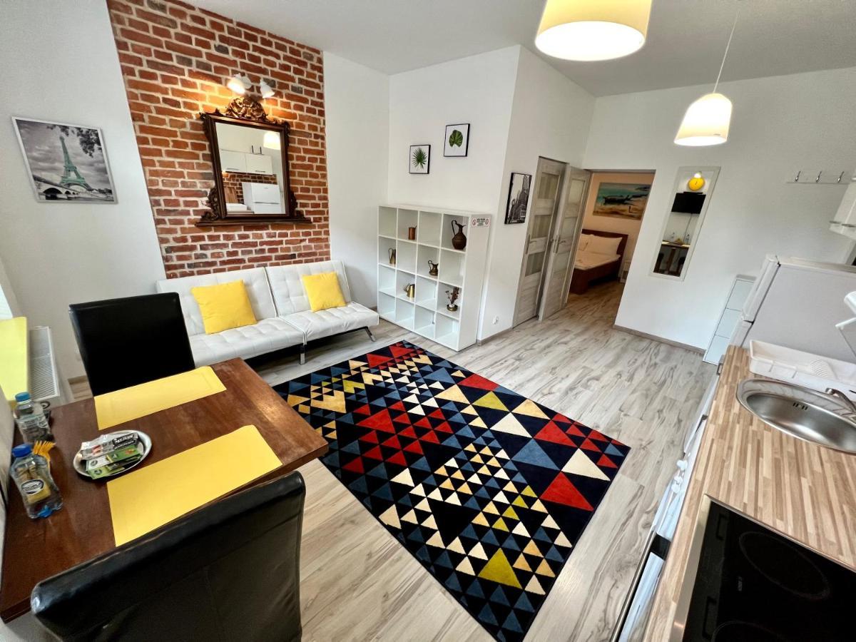 Red&Yellow Apartments Centrum Olsztyn  Exterior photo