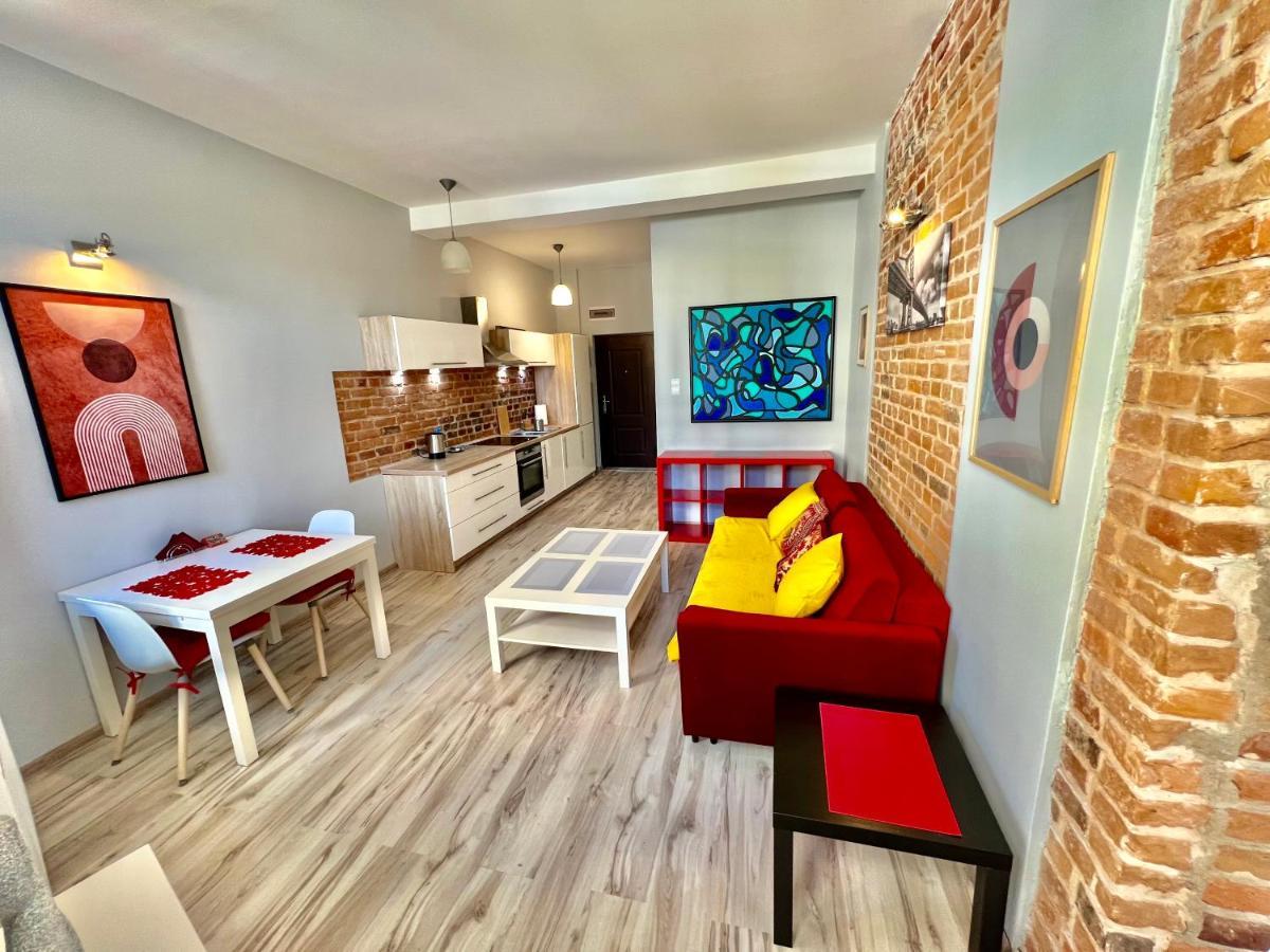 Red&Yellow Apartments Centrum Olsztyn  Exterior photo